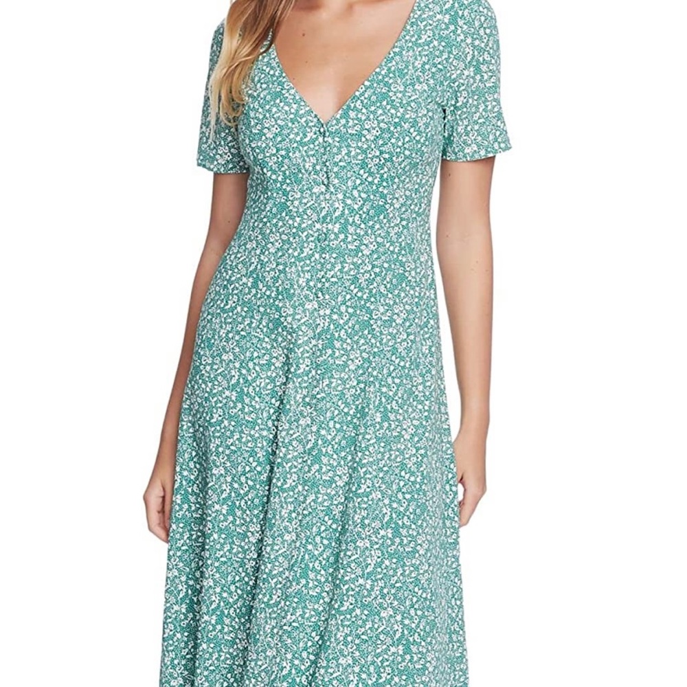 1 Sate floral dress